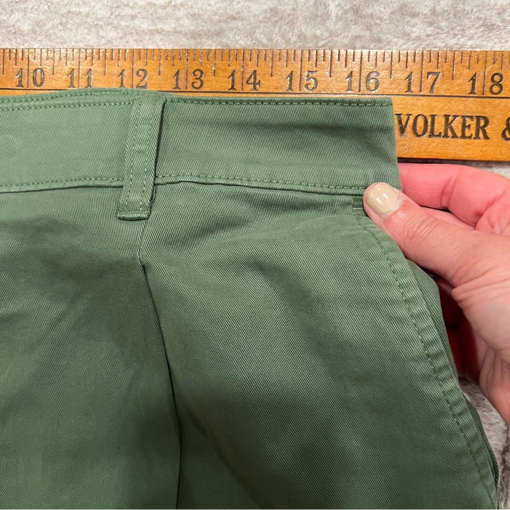 NWT J Crew Pleated capeside chino short in Utility Green 5” inseam size 10 #L04 - Picture 4 of 11